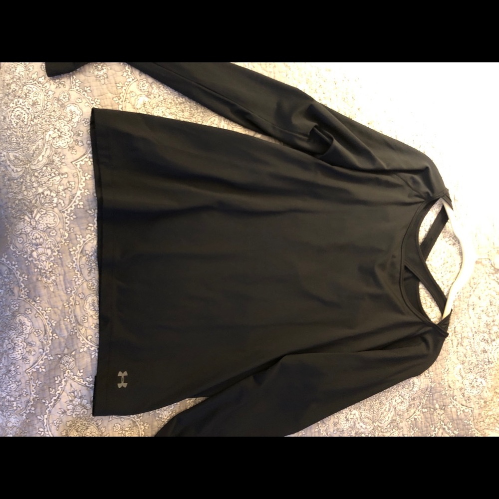 Under armour workout shirt